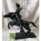 Большая статуэтка "Салават Юлаев" . Чугунное литьё. СЧЗ, СССР.