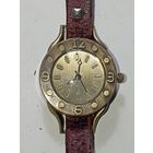 Кварцевые часы  .