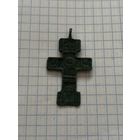 Крестик старенький, с рубля три дня