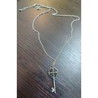 Ожерелье в виде ключика размер цепочки 34см