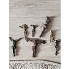 Лот накладных католических распятий,с рубля