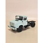 ЗИЛ-4333  масштаб 1:43 (Автоистория)