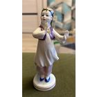 Статуэтка Фарфоровая Танцующая узбечка . Дулёво