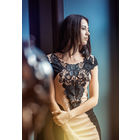 Cтильное платье, стройнящее фигуру