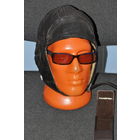 Винтажные солнечные очки знаменитой фирмы в комплекте с родной коробочкой.всё на чётких фото.