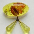 Винтажная брошь композит янтарь