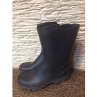 Сапоги резиновые Solognac (унисекс) на 37 размер. Франция, отличного качества сапоги. Высота 27 см, цвет черный. Состояние  идеальное. Привезла из-за границы, но все же не по размеру мне они(.