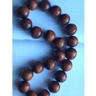 Бусы дерево