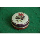 Шкатулка - таблетница