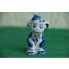 Статуэтка  фарфоровая Гжель   целая   6,8 см