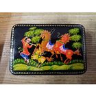 Шкатулка из серии сказки, палех,  худ. Серов, 12х8х4.5см