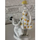 Статуэтка На примерке Полонне с 1 рубля под растоврацию