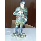 Солдат . Танкист 1941 - 1943 г. Металл , 6 см .