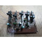 Плата с деталями.