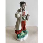 СТАТУЭТКА ФАРФОРОВАЯ  "КАРАСЬ". БОЛЬШАЯ. РАЗМЕР - 25*12*10 СМ. ЭКСПОРТНОЕ КЛЕЙМО.1976-1991 ГОДА. КИЕВ. КЭКХЗ. УКРАИНА.  СМ. КЛЕЙМО,ФОТО И ОПИСАНИЕ.