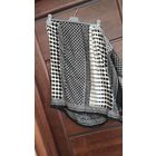 Юбка на запах на размер 50-60 примерно. По качеству как шелк, очень мягкая и нежная на ощупь. Замеры ширина 125 см без учета пояса, длина 60 см. Состояние б/у вещи. Я использовала дл посещения Церкви,