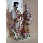 Статуэтка "Парень с девушкой, сватовство" ПЗХК. СССР.