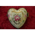 Шкатулка  фарфоровая  (  6 см х 6 см )