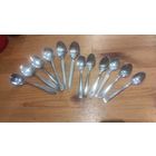 6 чайных и 6 десертных ложек, Германия. Хорошее состояние. Чайные (11 см), десертные (13,5 см).