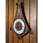 Часы настенные ,,Маяк'' кварц СССР в ремонт.