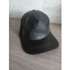 Wrangler. Фирменная кожаная кепка.