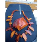 Янтарь СССР 150 грамм + бусы из того же куска.