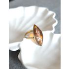 Винтажное ретро кольцо из янтаря коньячного оттенка, латунь СССР р.18,5