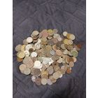 Почти килограмм разных монет