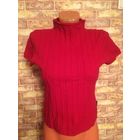 Фирменный гольф CerruttiJeans на +-44 размер. Стольный, дорогой гольф. Состав 85% шерсти, 15% полиэстер. ПОгруди 45 см, длина 49 см, хорошо тянется. Насыщенный красный цвет.