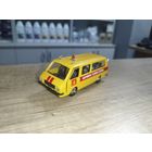 Раф СССР газовая служба имеется пару трещин на задней дверьки