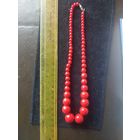 Бусы красные