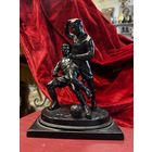 Чугунная статуэтка