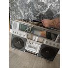 Огромный магнитофон ссср Берестье 004.включаеться,шипит,пасик видно порван,где то заедает пару кнопок ,продается как в ремонт!!!