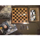 Шахматы ручной работы 31 шт.,доска и 28 журналов Властелин колец.С рубля.