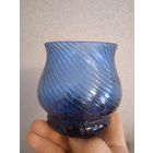 Вазочка из синего стекла