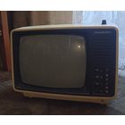 Телевизор Юность 406, рабочий, сетевой шнур и шнур в автомобиль