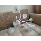 Люстра на три плафона