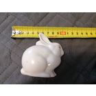 Фарфоровая статуэтка заяц