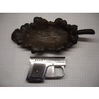 Пепельница и зажигалка пистолет СССР