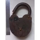 Большой старый замок