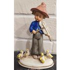 Фарфоровая статуэтка