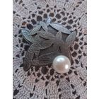 Брошь-кулон