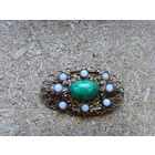 Брошь . Чехословакия . Пекинское зеленое стекло