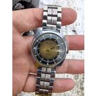 Часы слава ссср механические, на ходу