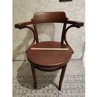 Большой старинный стул-кресло THONET
