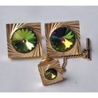 Запонки и зажим для галстука. Риволи, арбузное стекло. 80-е, Чехословакия