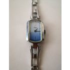 Часы ЛУЧ женские с браслетом.Сделано в Беларуси. Рабочие. точный ход.