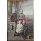 1910-е Открыточный формат мальчишки ретро студийное фото