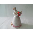 СТАТУЭТКА ДЕВУШКА С ЧАЙНИКОМ ДУЛЕВО.