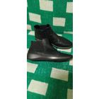 Ботинки женские 39 размера  кожаные с  синтетической подошвой  фирменные
